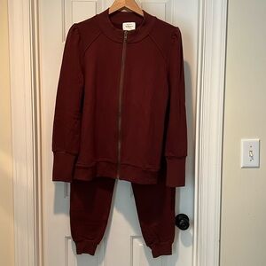 bohme women’s two-piece lounge set. Zip up jacket and pants size XL NWT